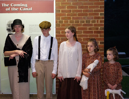 Sarah, Thomas, Laurel, Emily, & Eliza Gill as the Hamners